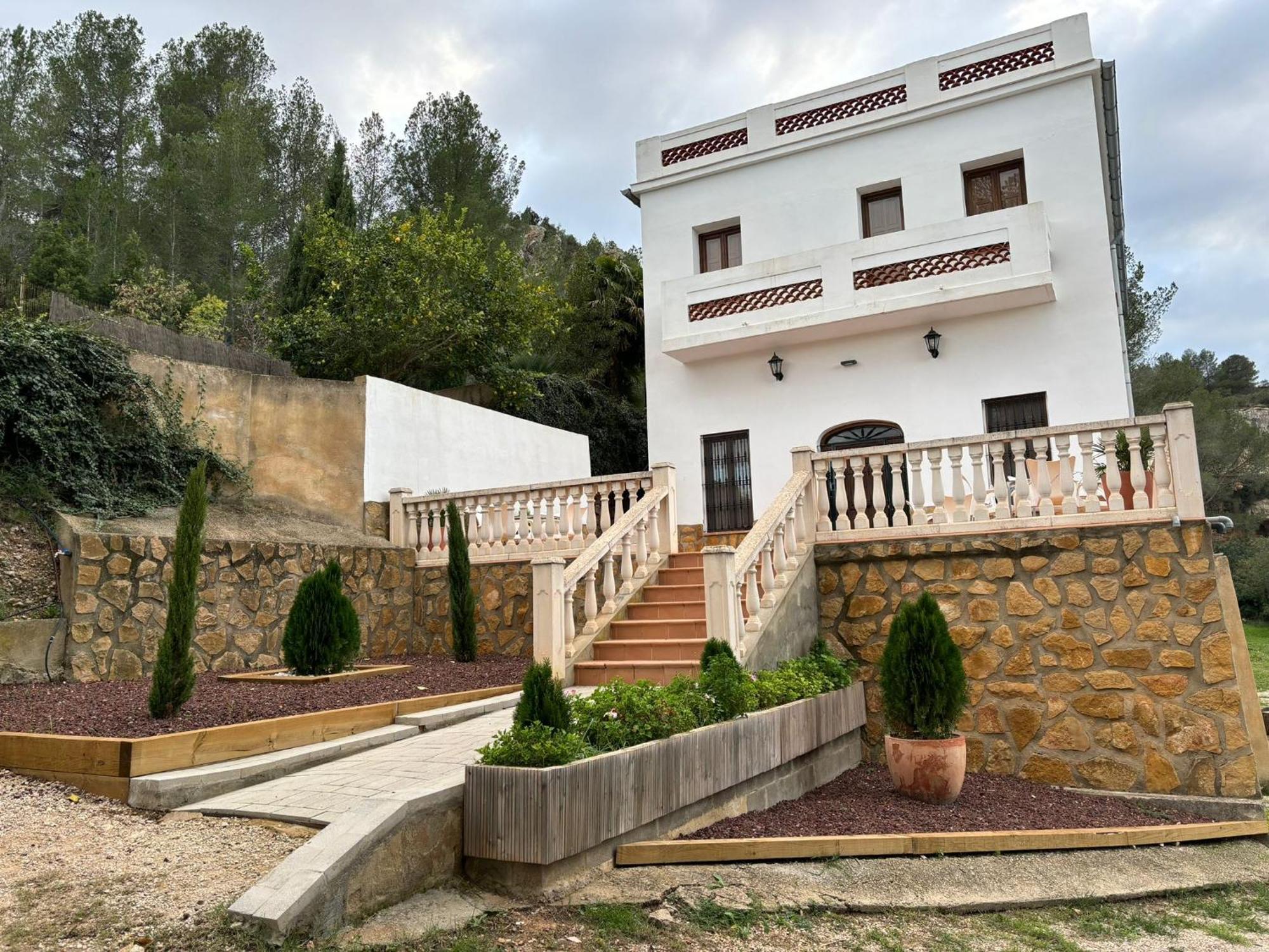 Paraiso Natural Unico -Villa Cueva Turche, Valencia